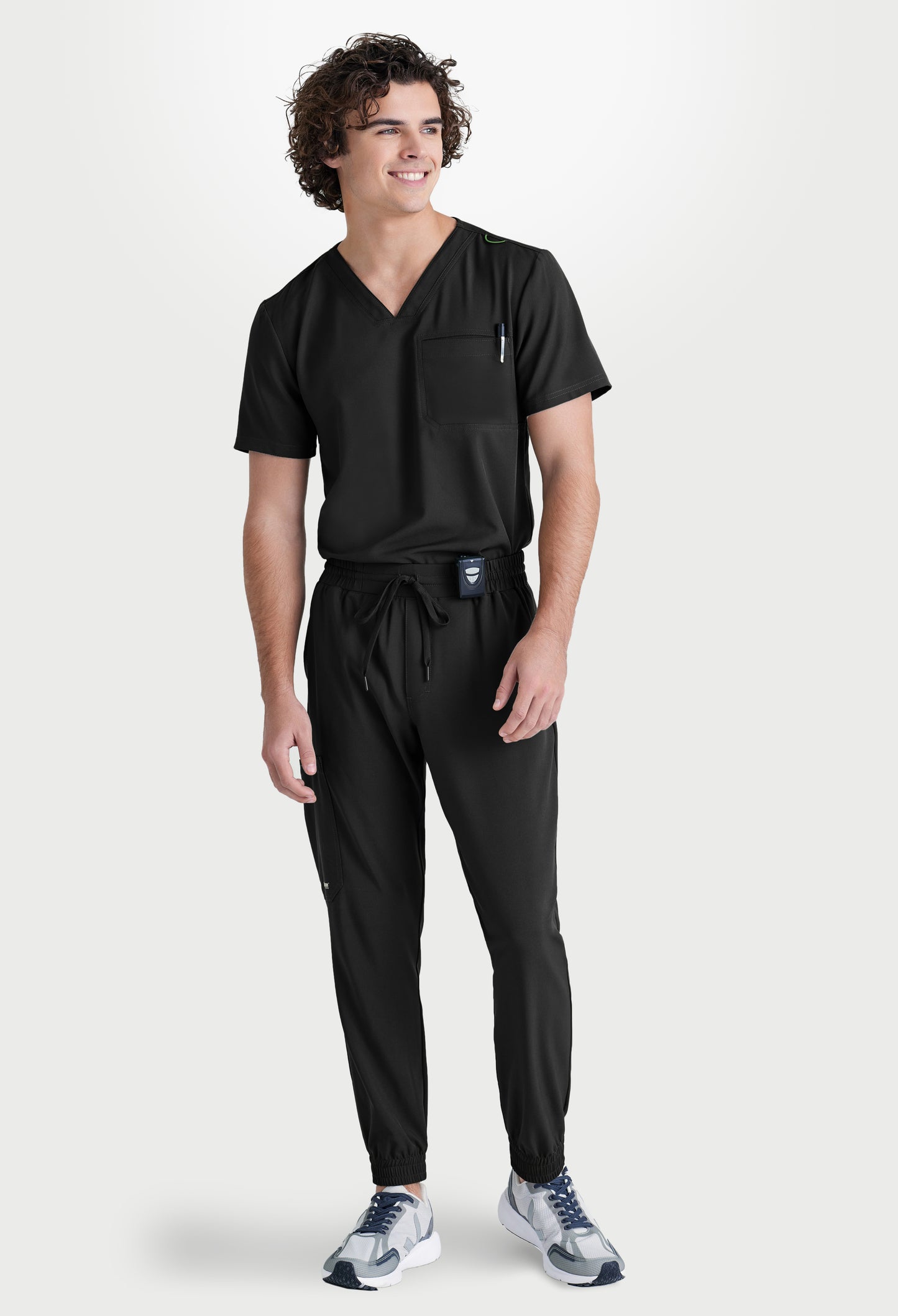 Uniforme médico para caballero Evolve Journey Top-Voyager Jogger
