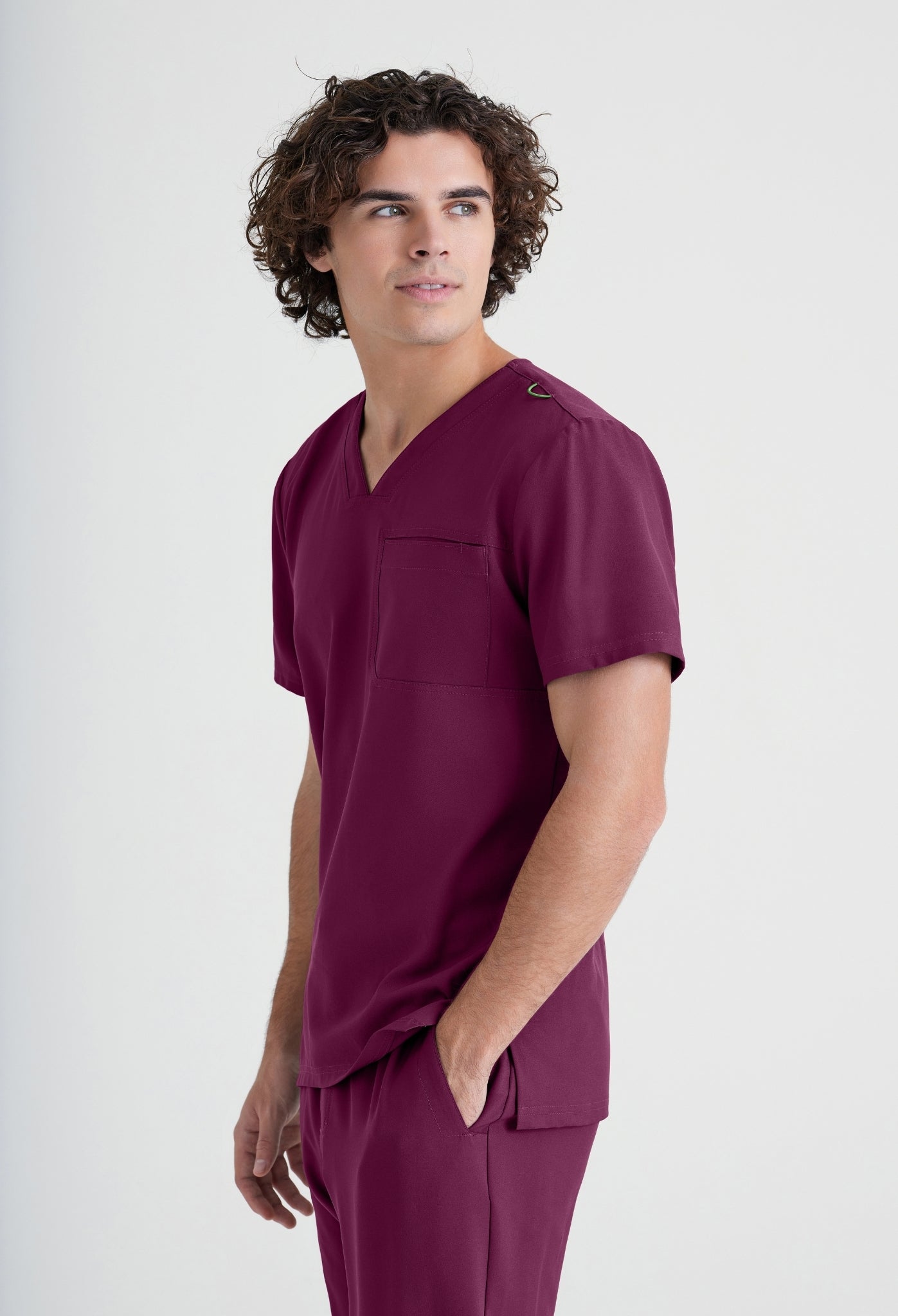 Uniforme médico para caballero Evolve Journey Top-Voyager Jogger