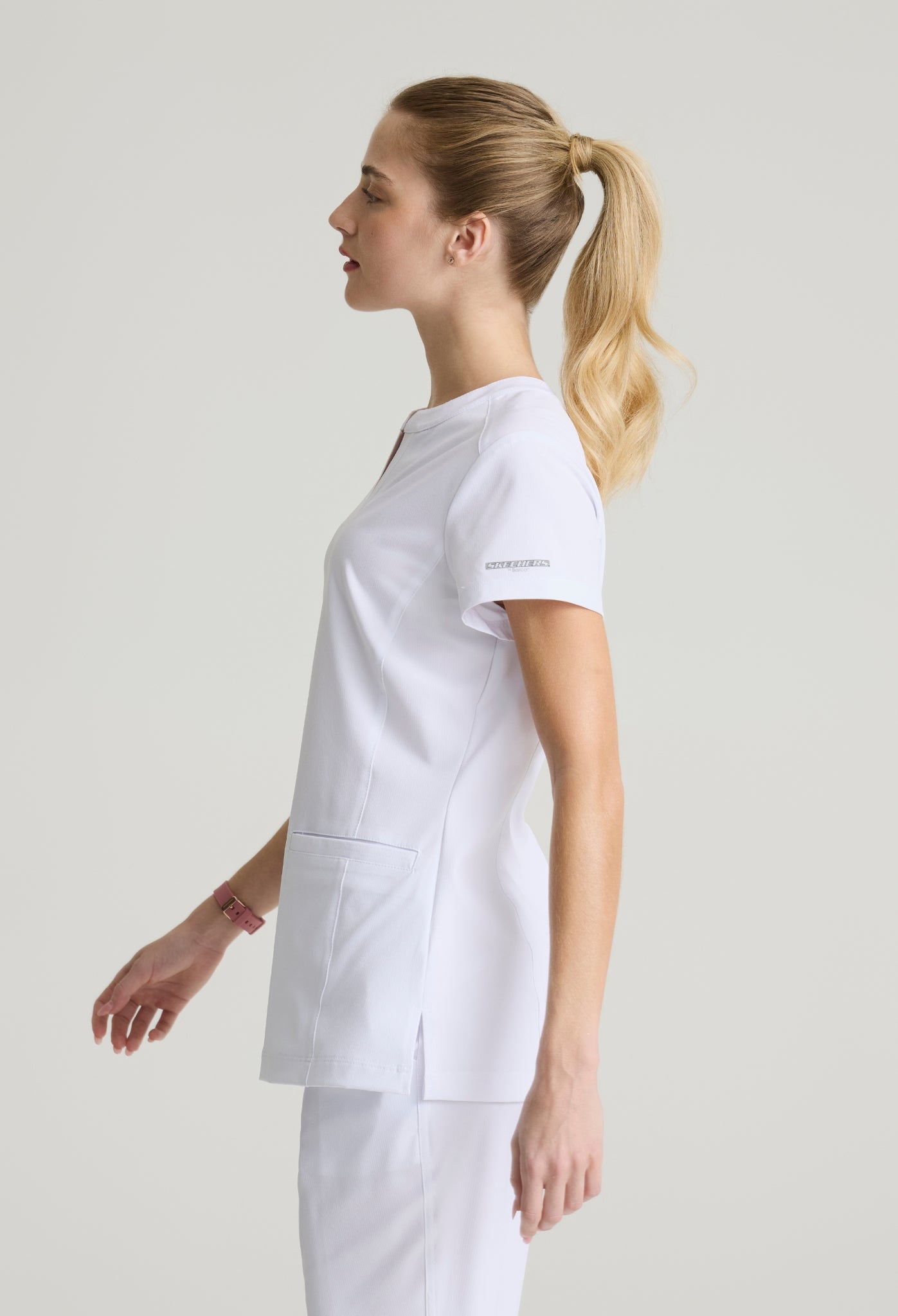 Uniforme médico para dama Skechers Coast Top- Gamma Pant