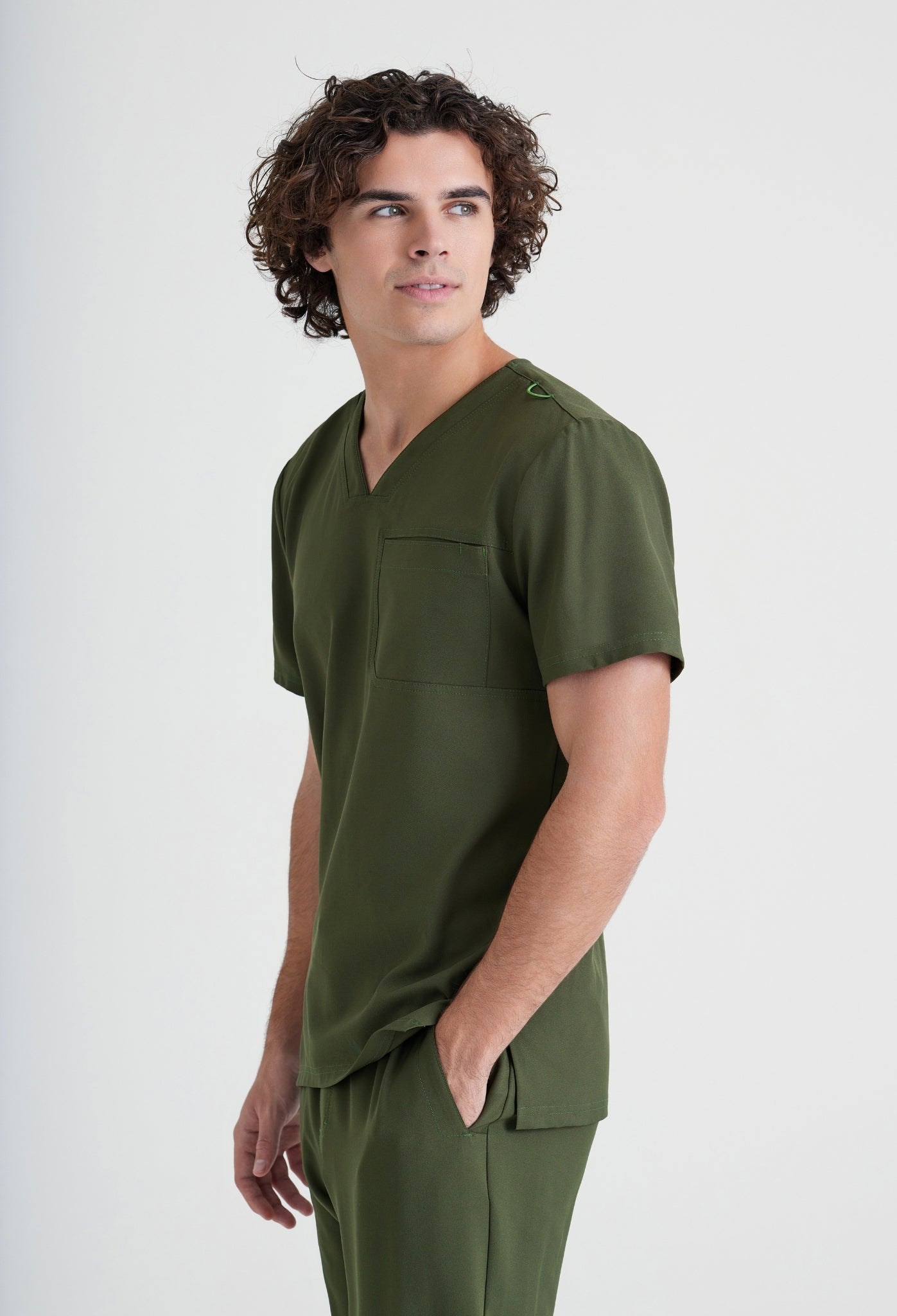 Uniforme médico para caballero Evolve Journey Top-Voyager Jogger