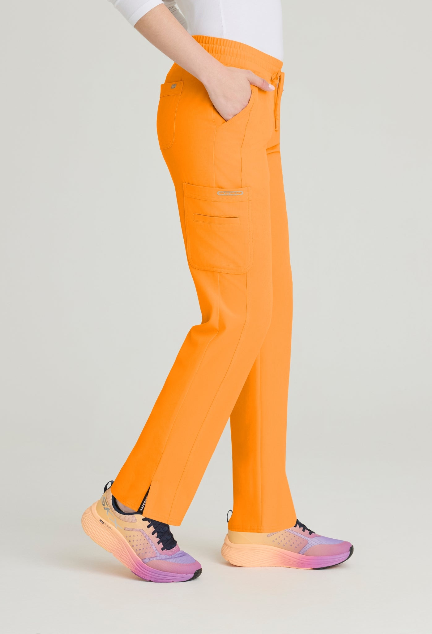 Uniforme médico para dama Skechers Coast Top- Gamma Pant