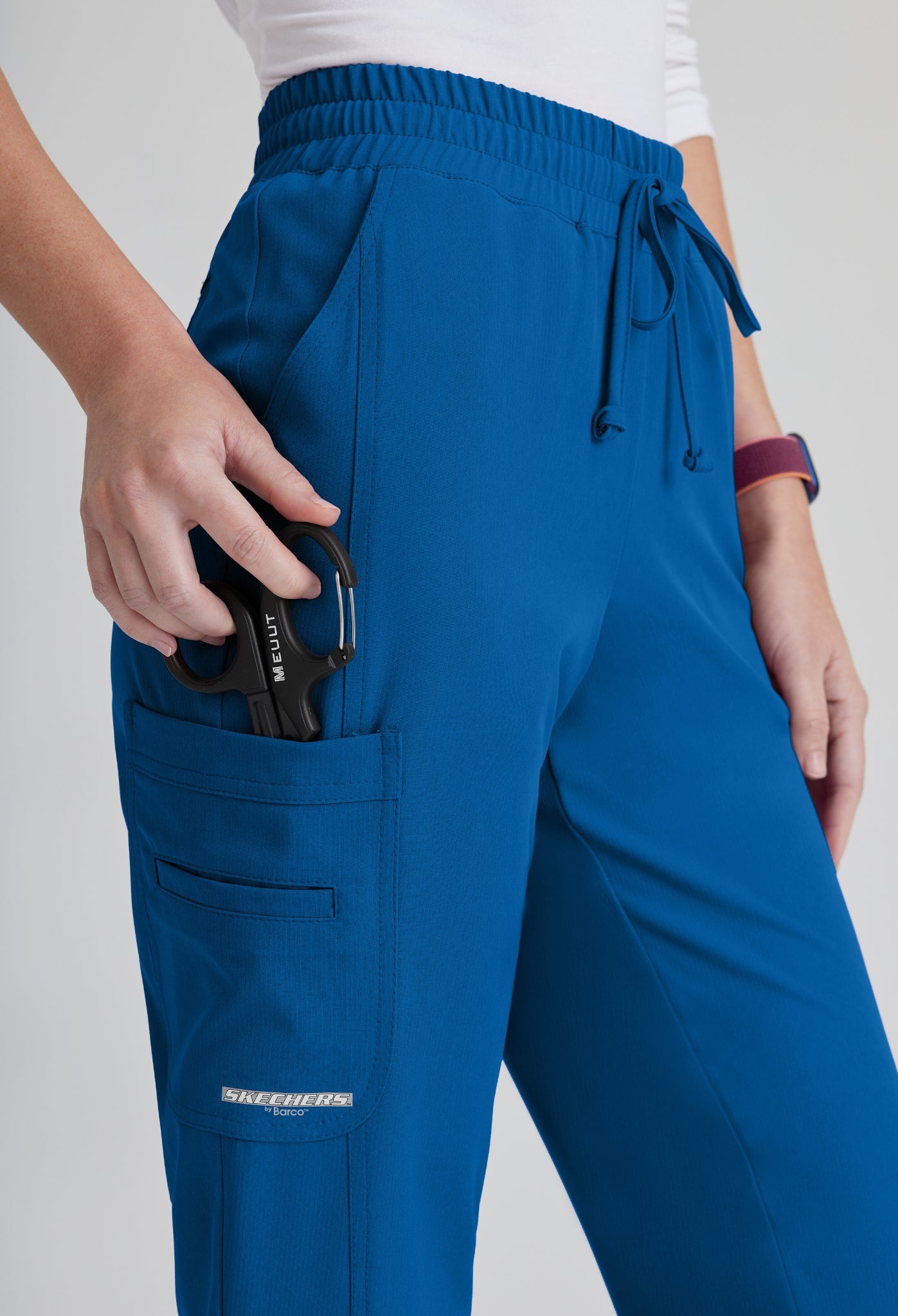 Uniforme médico para dama Skechers Coast Top- Gamma Pant