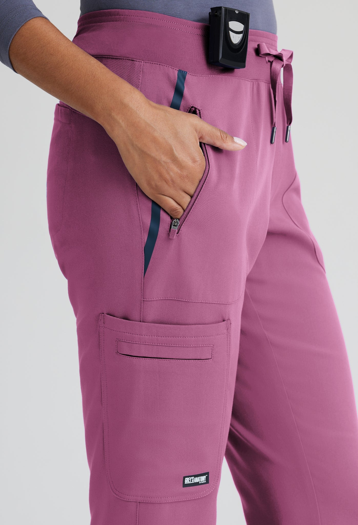 Uniforme médico para dama Grey's Anatomy™ Impact Elevate Top-Elevate Pant
