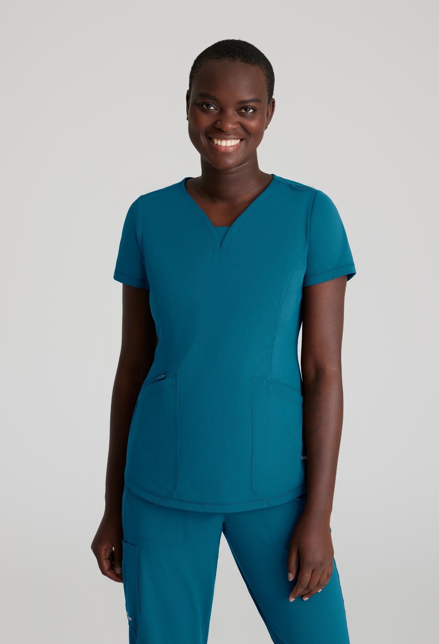 Uniforme médico para dama Skechers™ by Barco Slip-ins Serene Knit Top-Glide Knit Flare Pant
