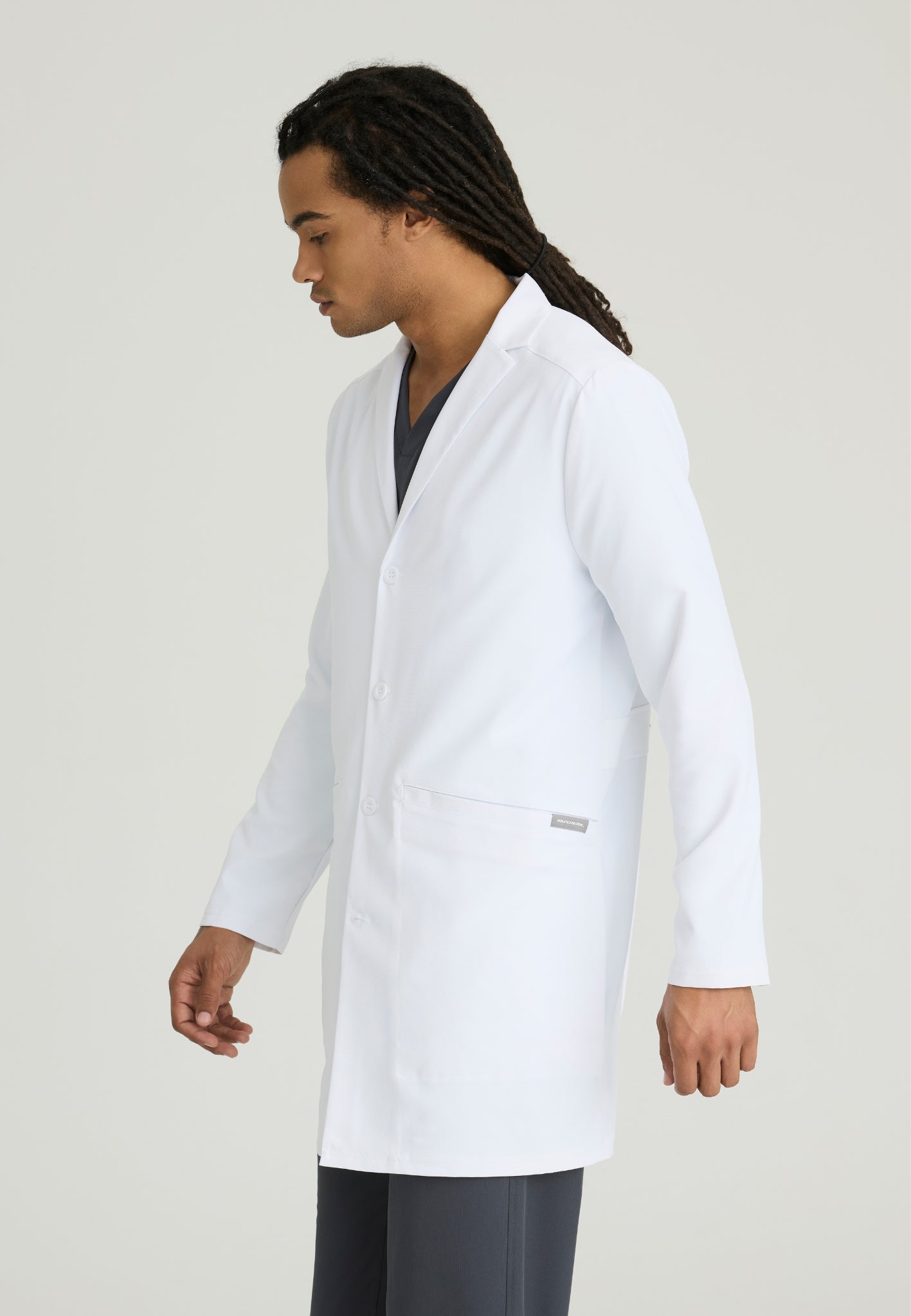 Bata para caballero Skechers Emerge Lab Coat