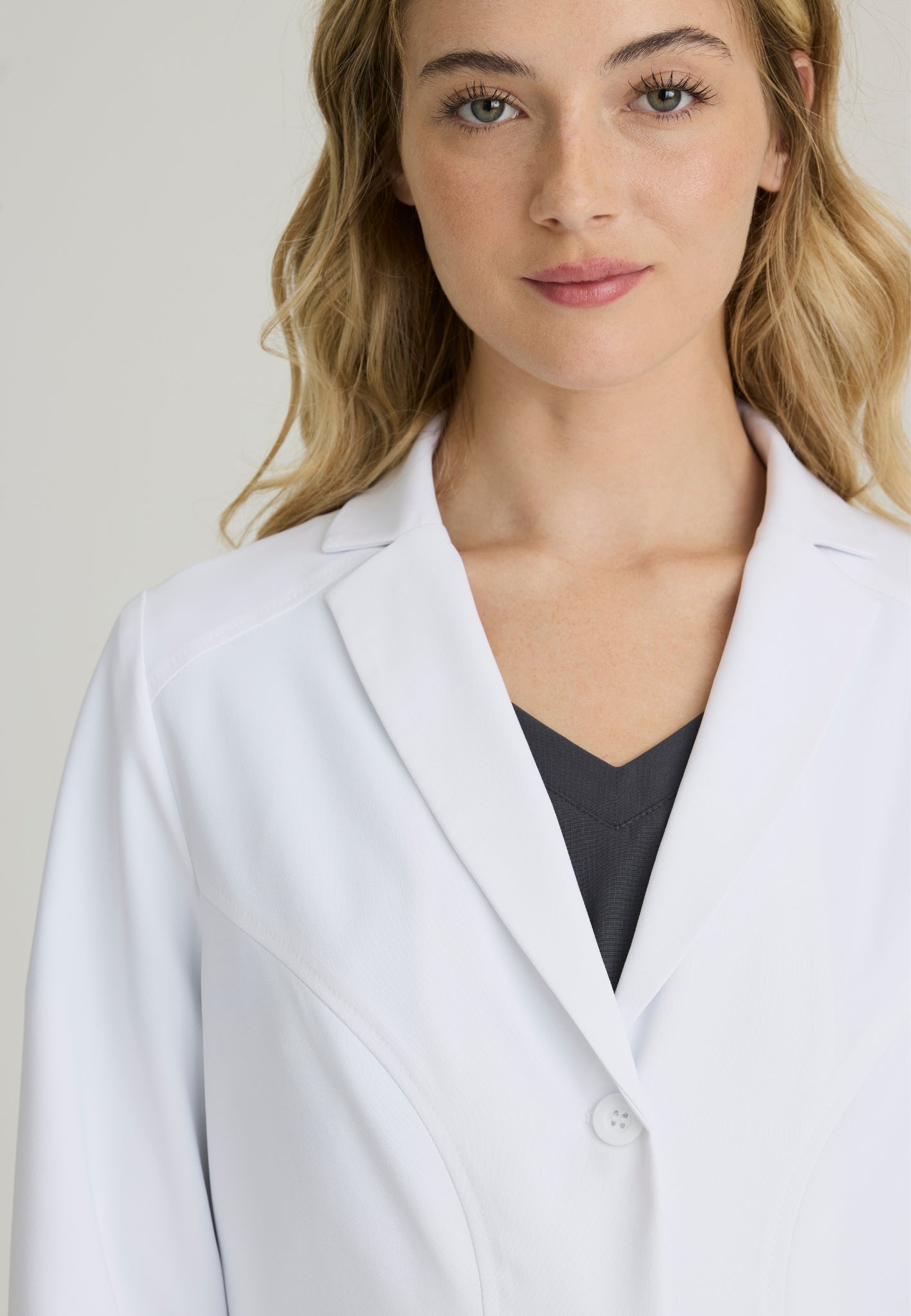 Bata para Dama Skechers Flourish Lab Coat