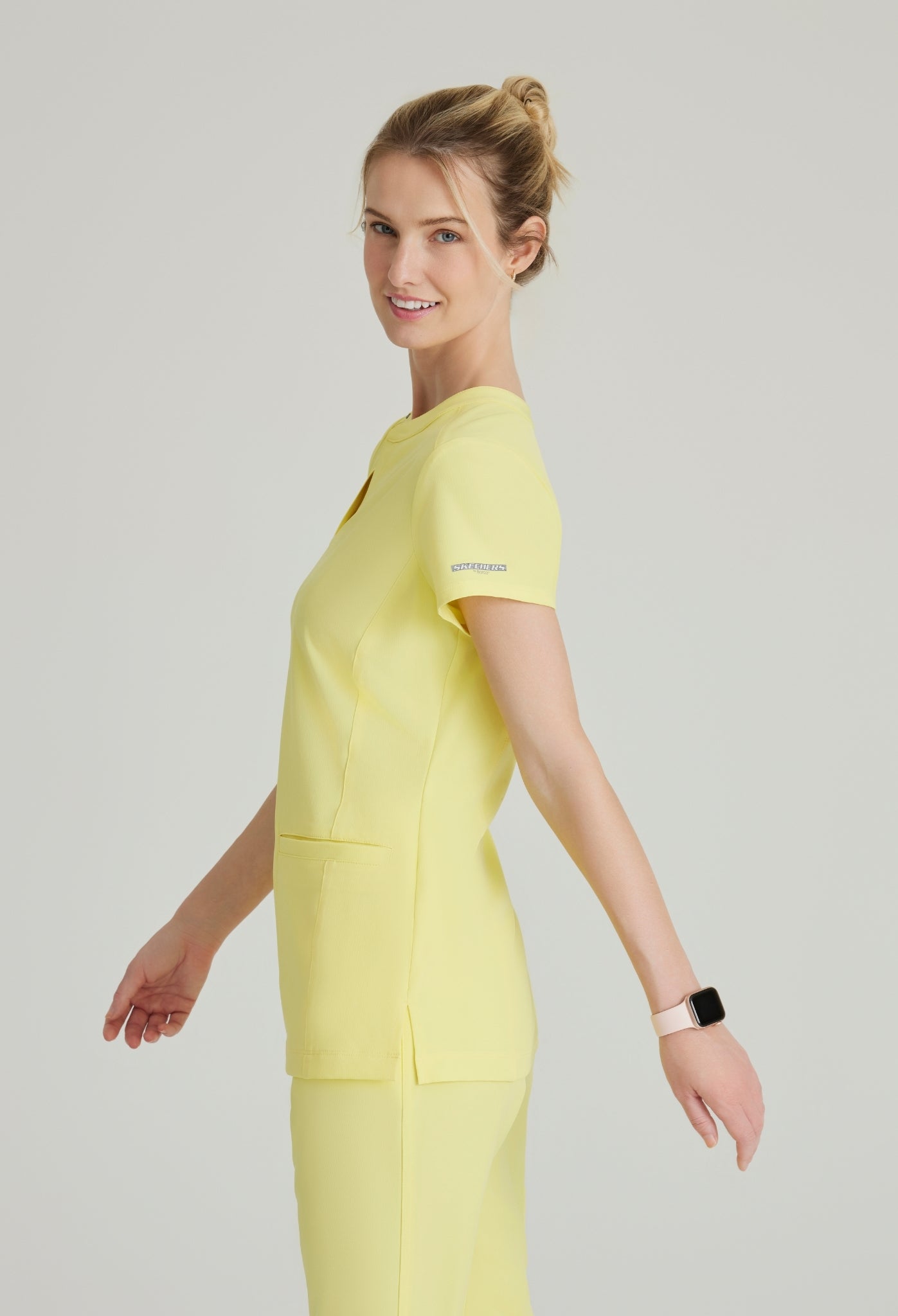 Uniforme médico para dama Skechers Coast Top-Theory Jogger