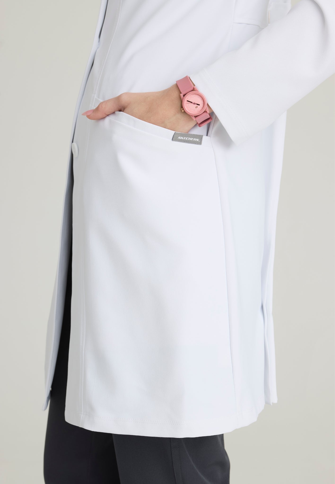 Bata para Dama Skechers Flourish Lab Coat