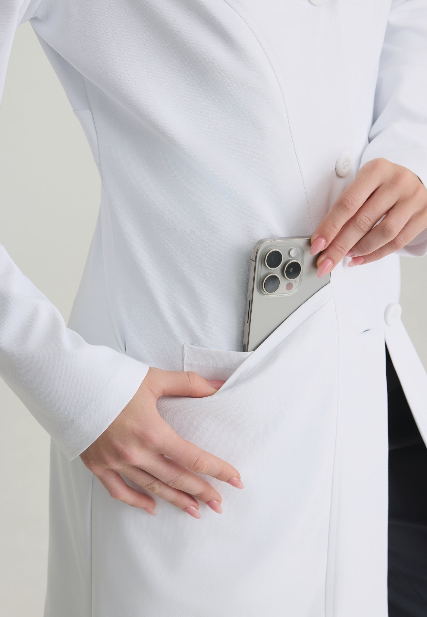 Bata para Dama Skechers Flourish Lab Coat