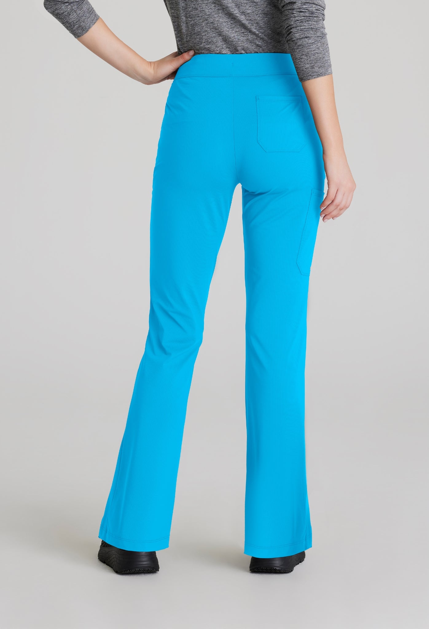 Uniforme médico para dama Skechers™ by Barco Slip-ins Serene Knit Top-Glide Knit Flare Pant