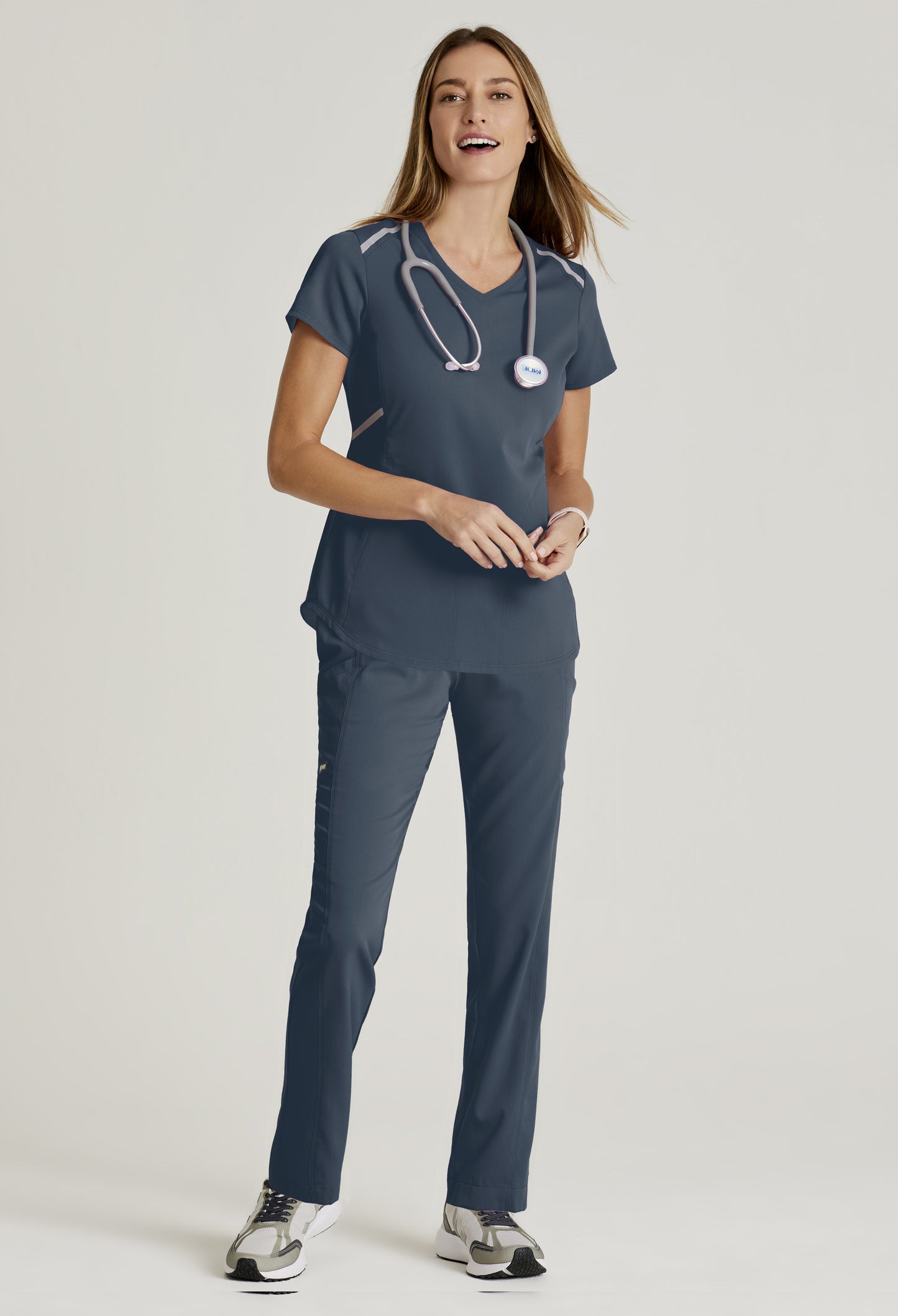 Conjunto Grey's Anatomy™ Impact Octove top-Range pant Petite