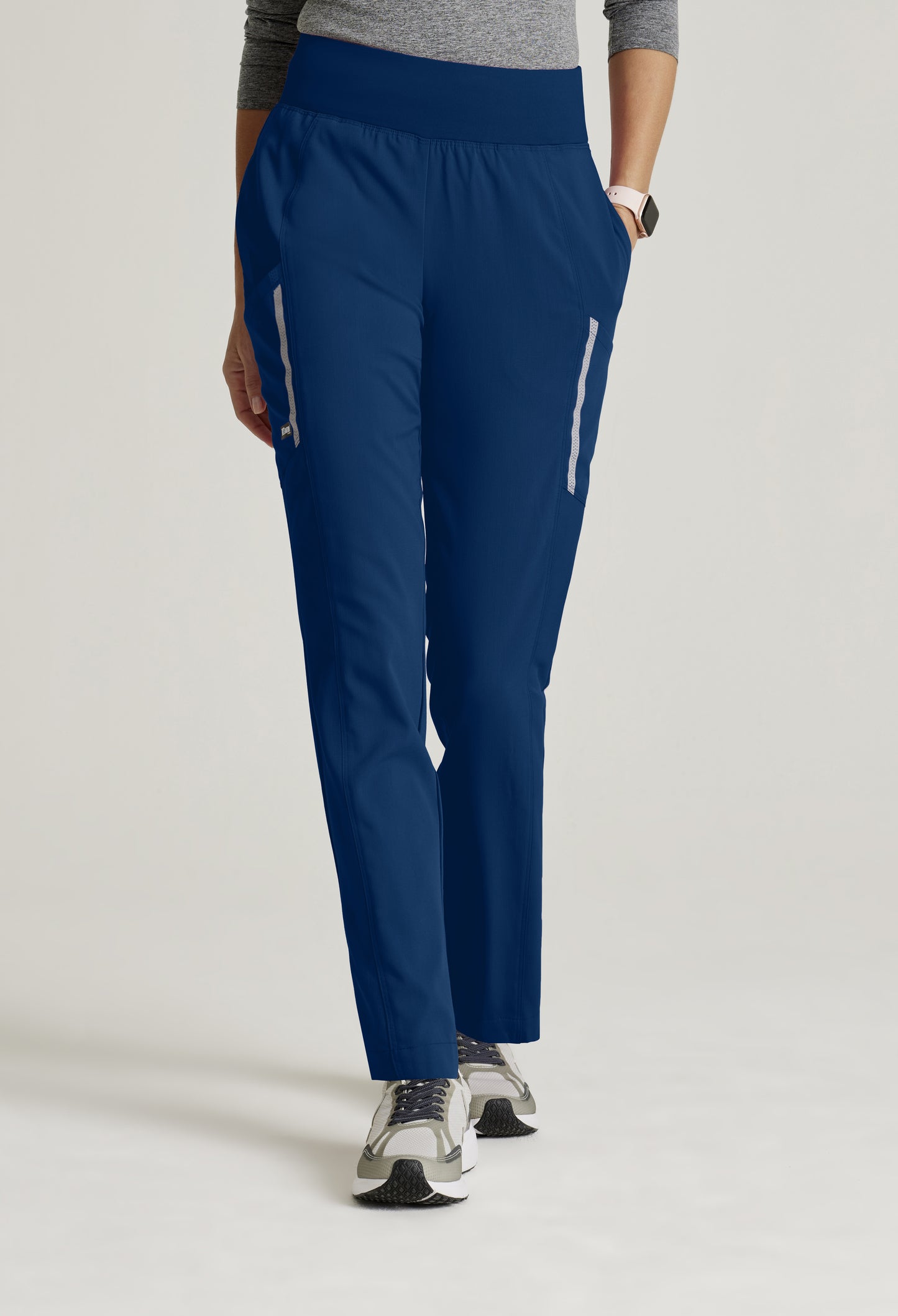 Conjunto Grey's Anatomy™ Impact Octove top-Range pant Petite