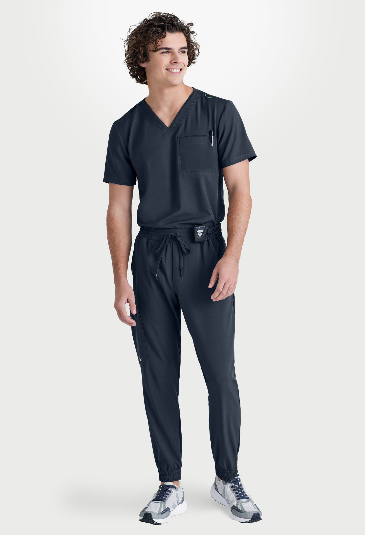 Uniforme médico para caballero Evolve Journey Top-Voyager Jogger