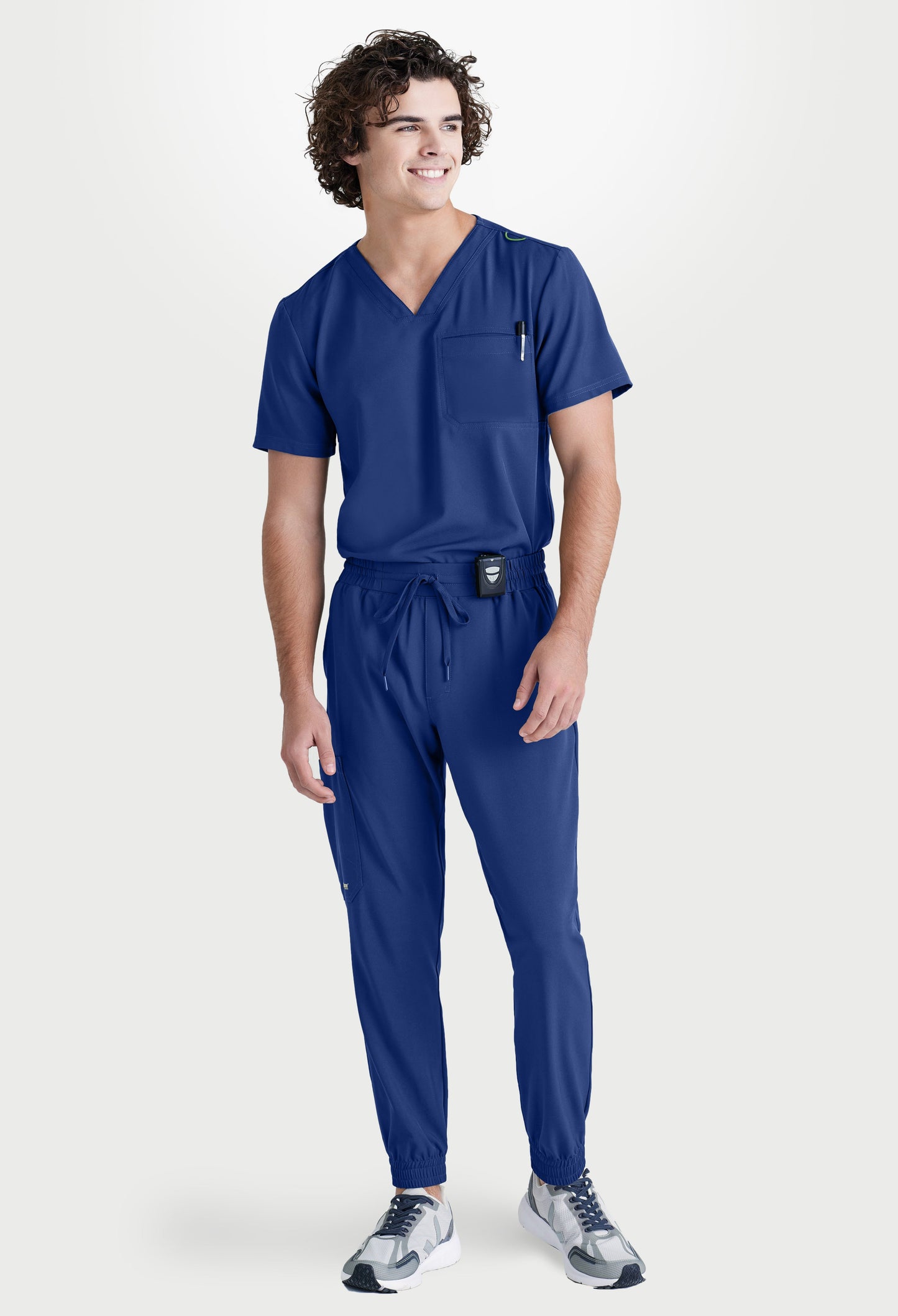 Uniforme médico para caballero Evolve Journey Top-Voyager Jogger