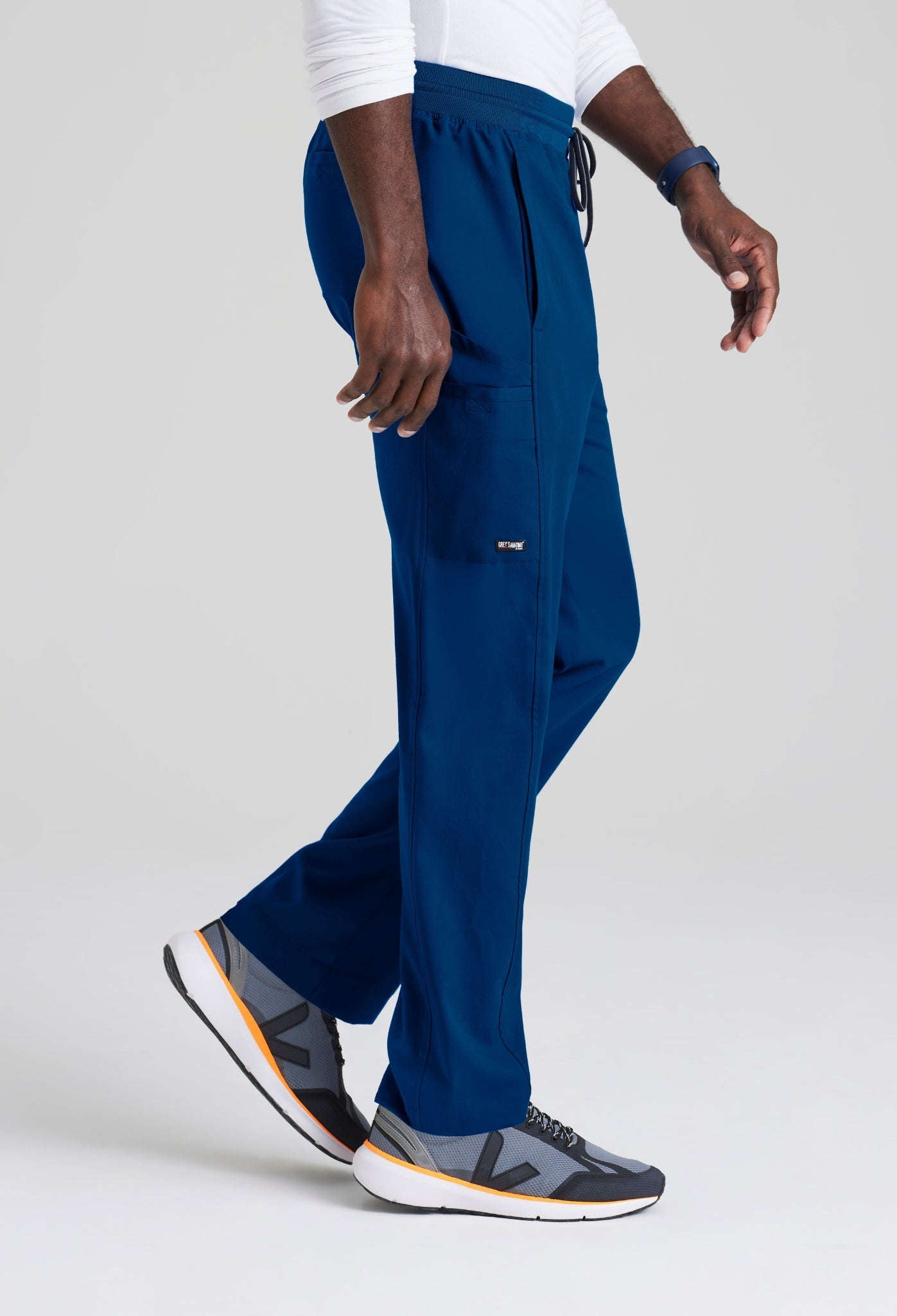 Uniforme médico para caballero Grey's Anatomy™ Spandex Murphy Top-Hudson Pant — Grey's Anatomy™ by Barco Spandex Stretch