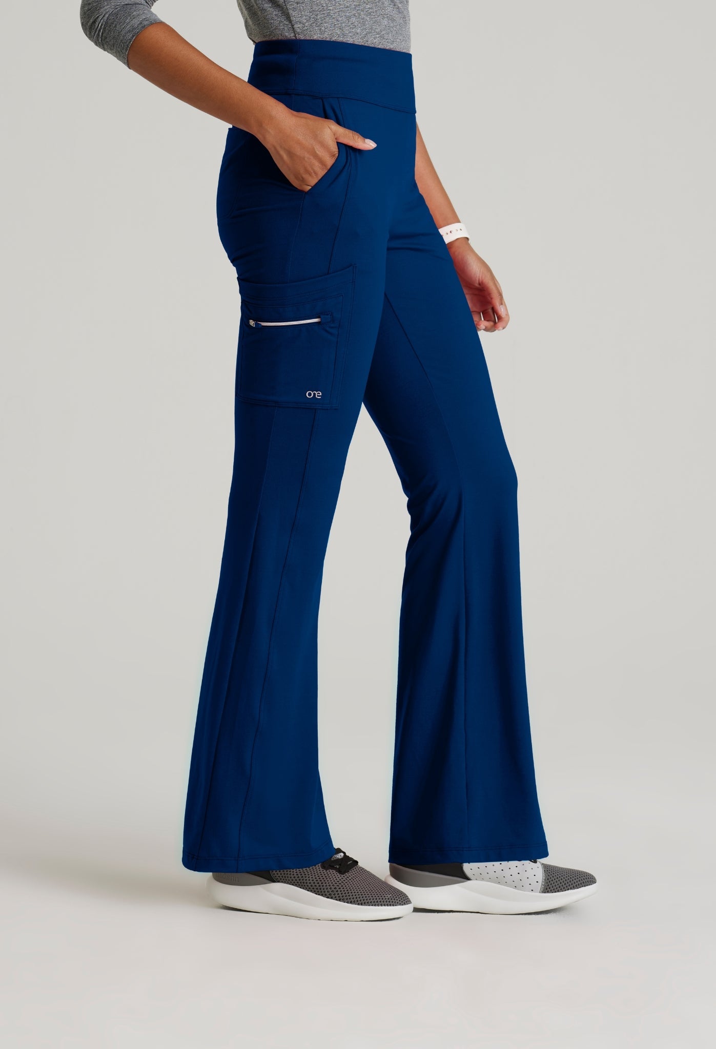 Uniforme médico para dama Barco One Engage Knit Top-Sprint Knit Pant
