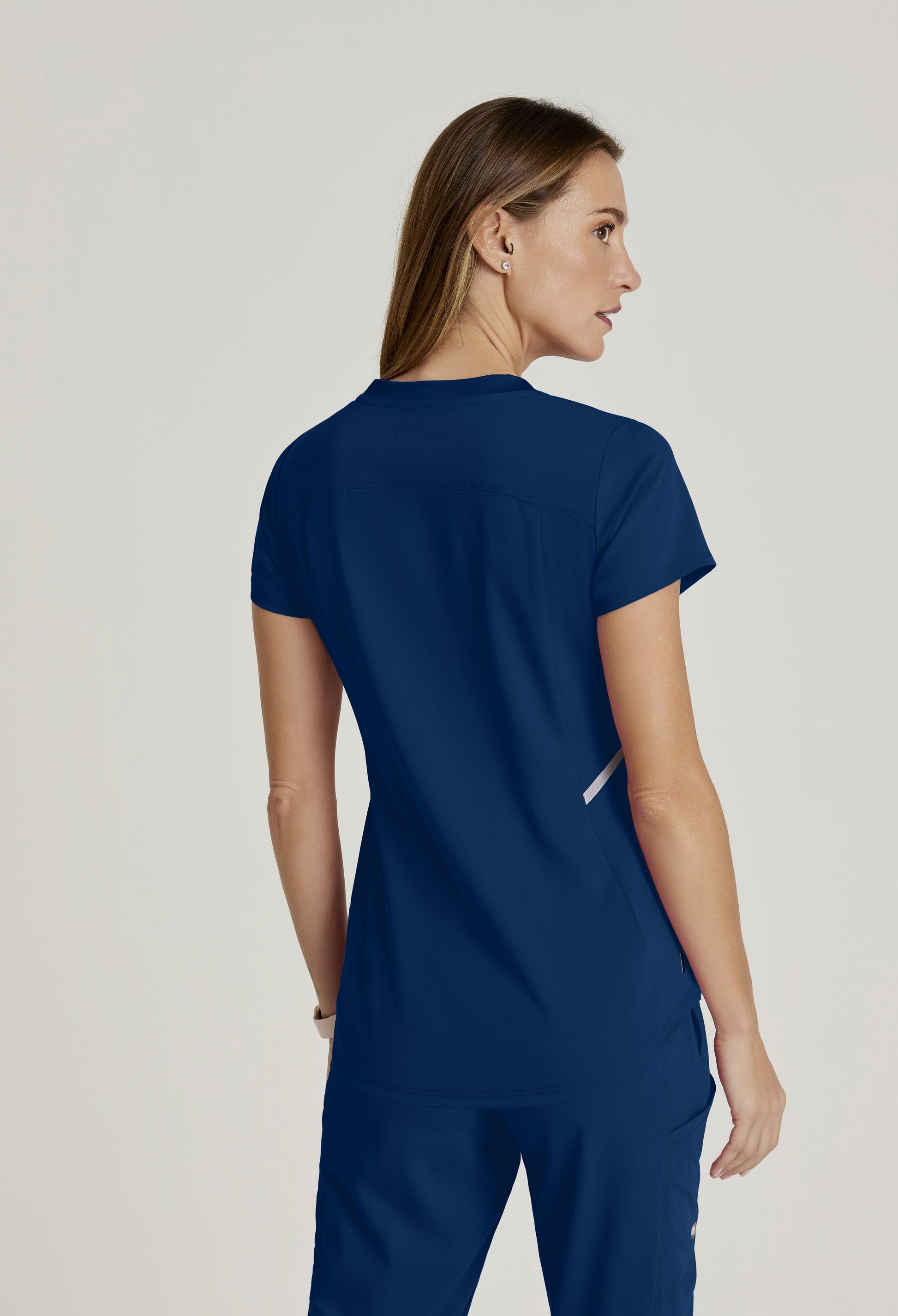 Uniforme médico para dama Grey's Anatomy™ Impact Octove top-Range pant Petite