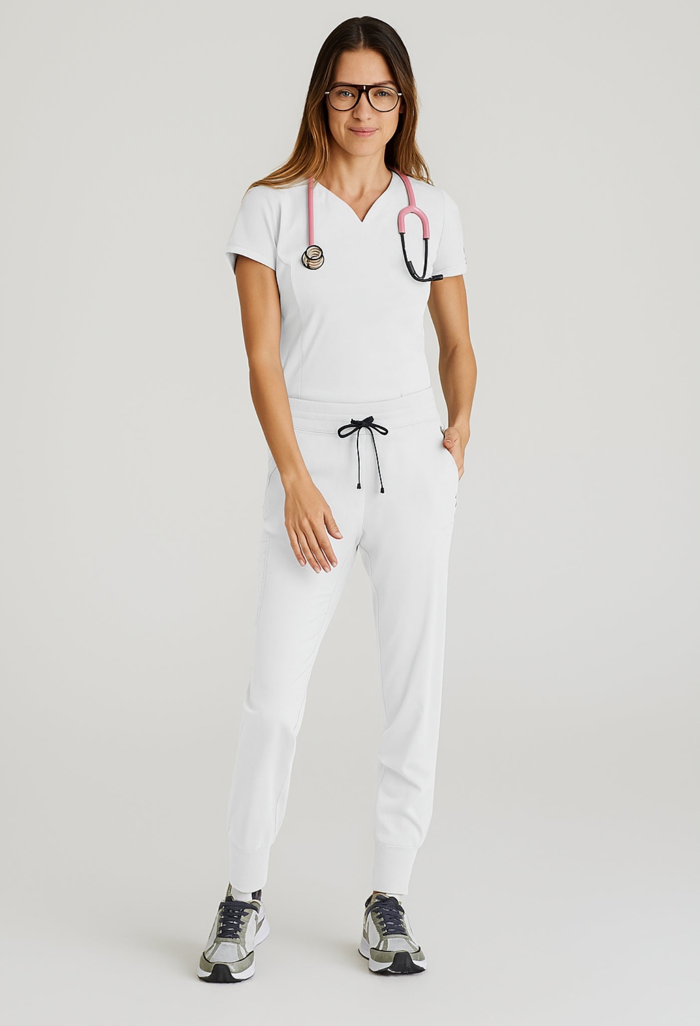 Uniforme médico para dama Grey's Anatomy™ Spandex Stretch Capri Tuck-in Top-Eden Jogger — Grey's Anatomy™ by Barco Spandex Stretch
