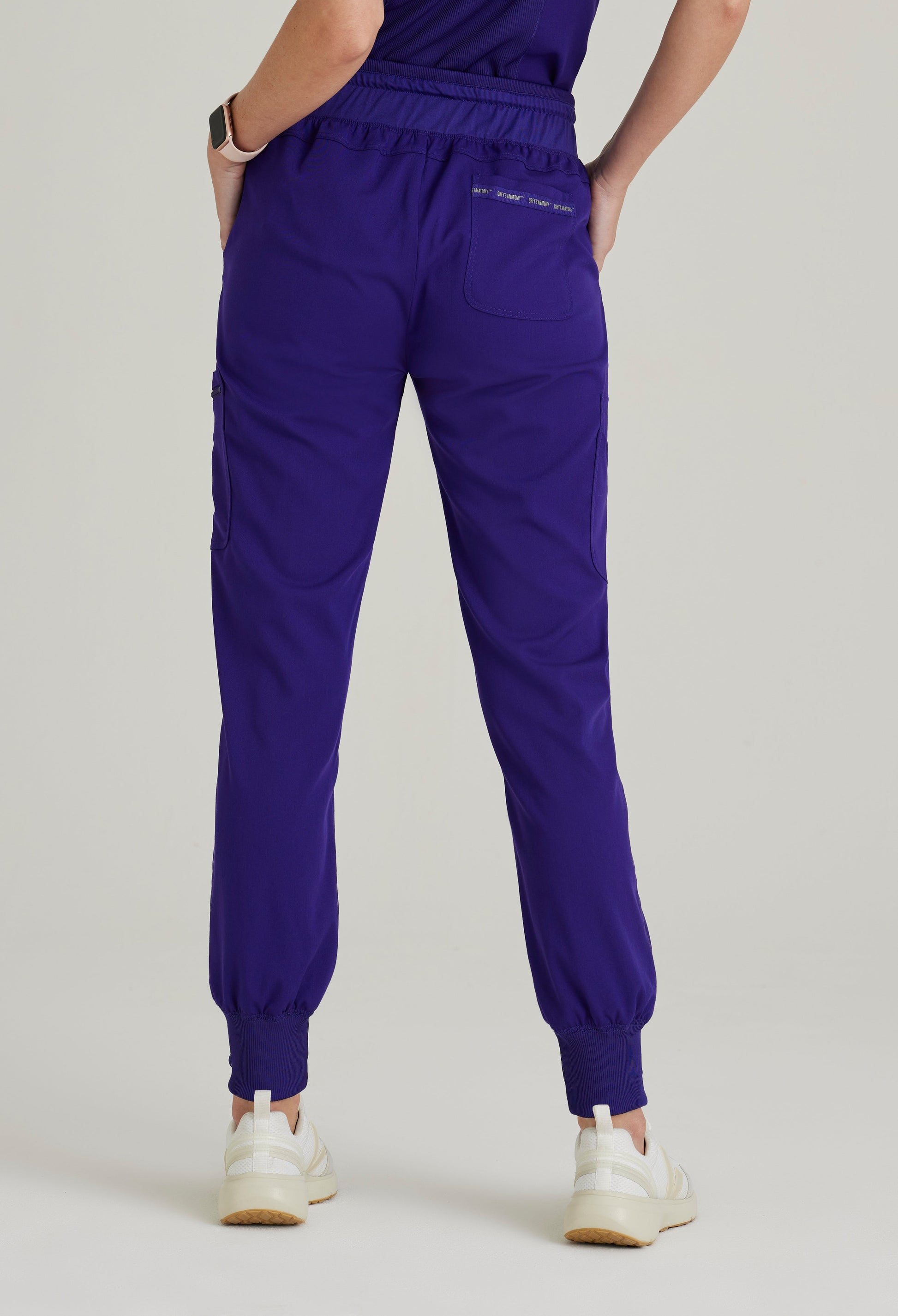 Uniforme médico para dama Grey's Anatomy™ Spandex Stretch  Carly Top-Carly Jogger — Grey's Anatomy™ by Barco Spandex Stretch