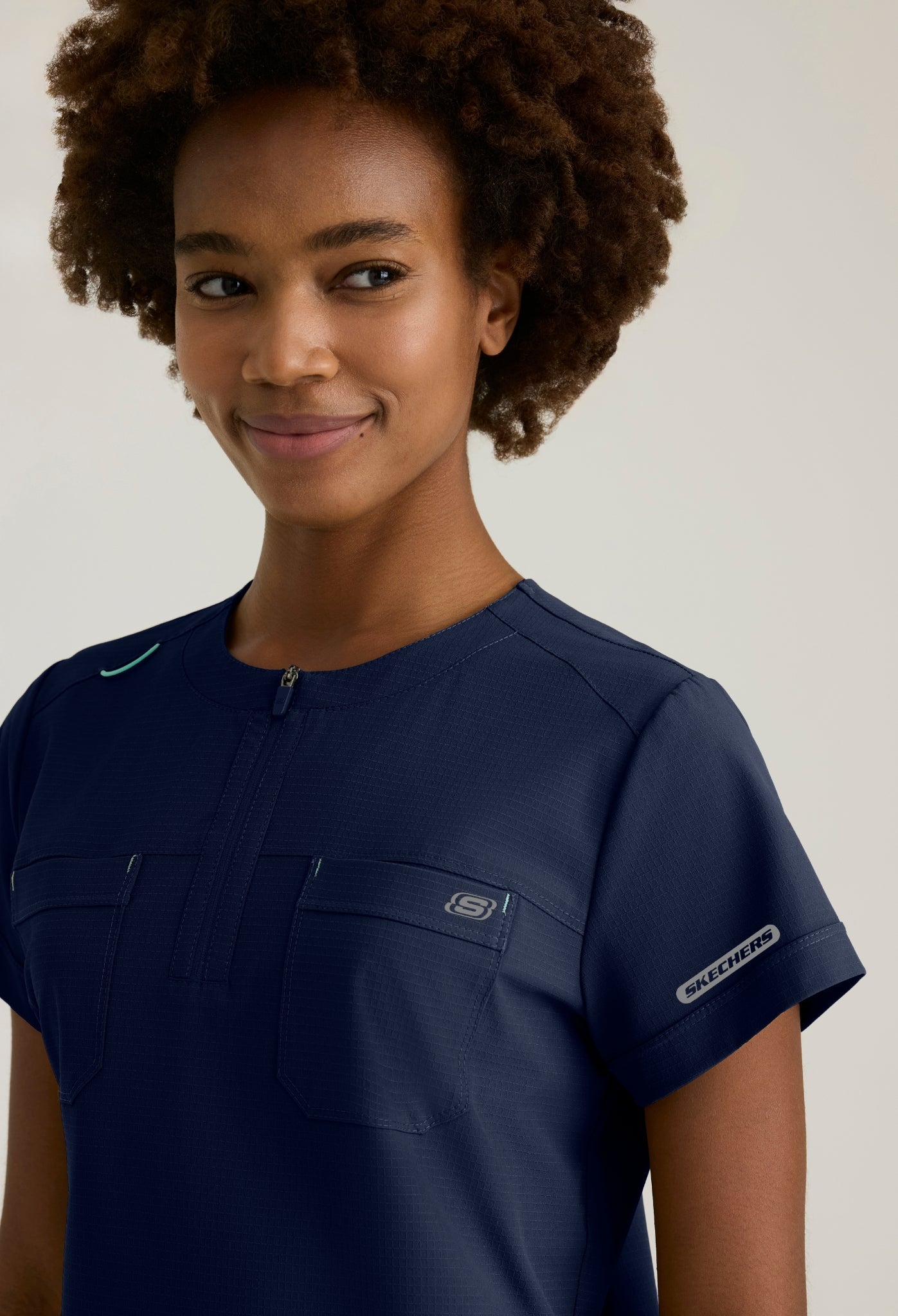 Uniforme médico para Dama Ripstop Trek Tuck-In Top-Explore Pant — Skechers Ripstop