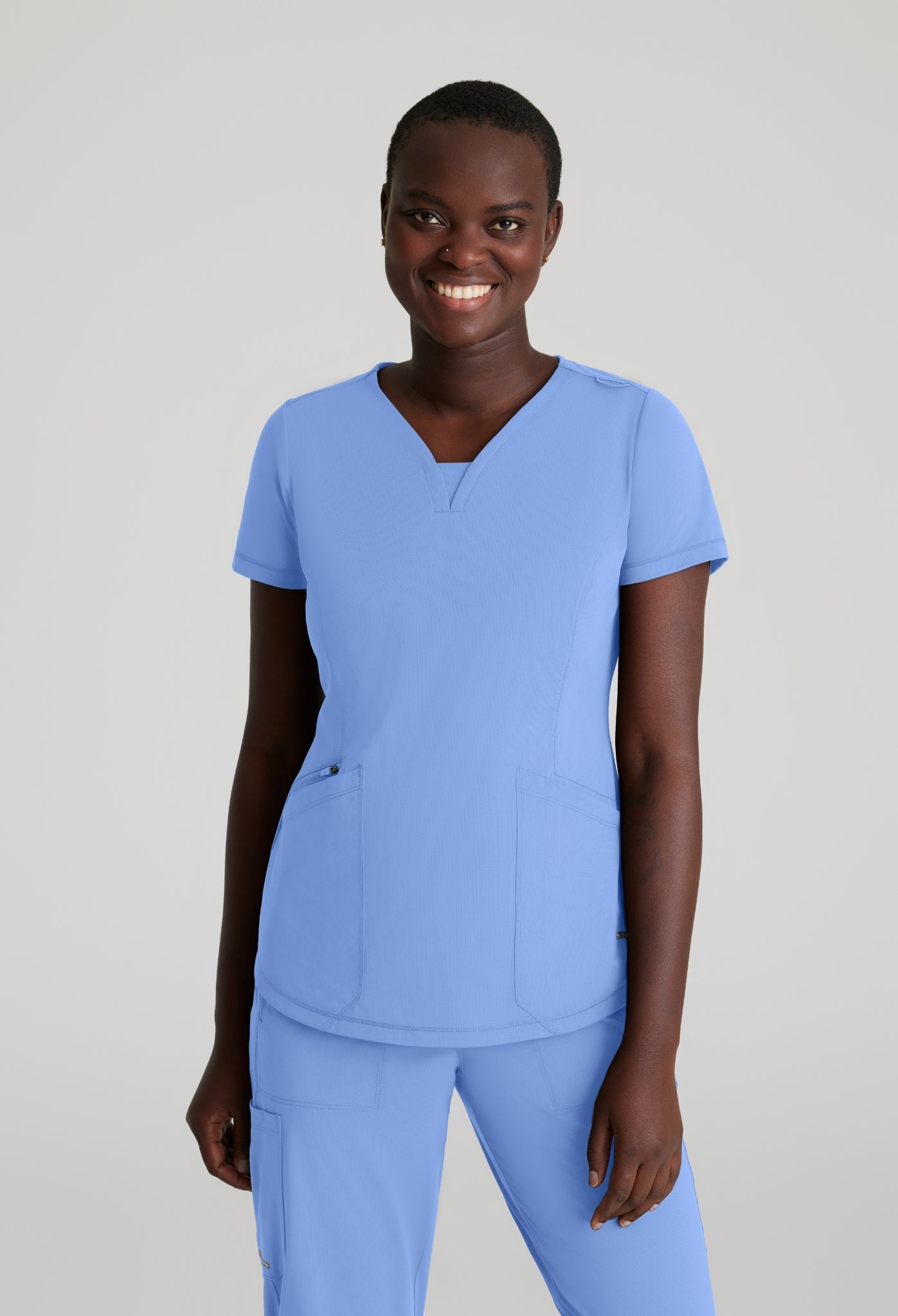 Uniforme médico para dama Skechers™ by Barco Slip-ins Serene Knit Top-Glide Knit Flare Pant