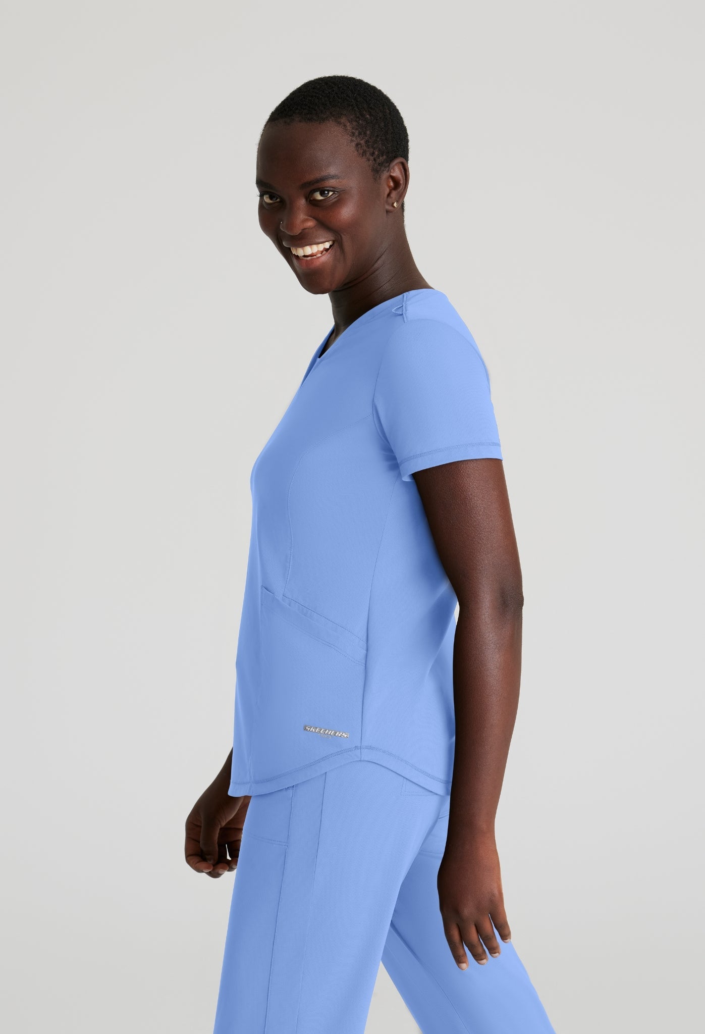 Uniforme médico para dama Skechers™ by Barco Slip-ins Serene Knit Top-Glide Knit Flare Pant