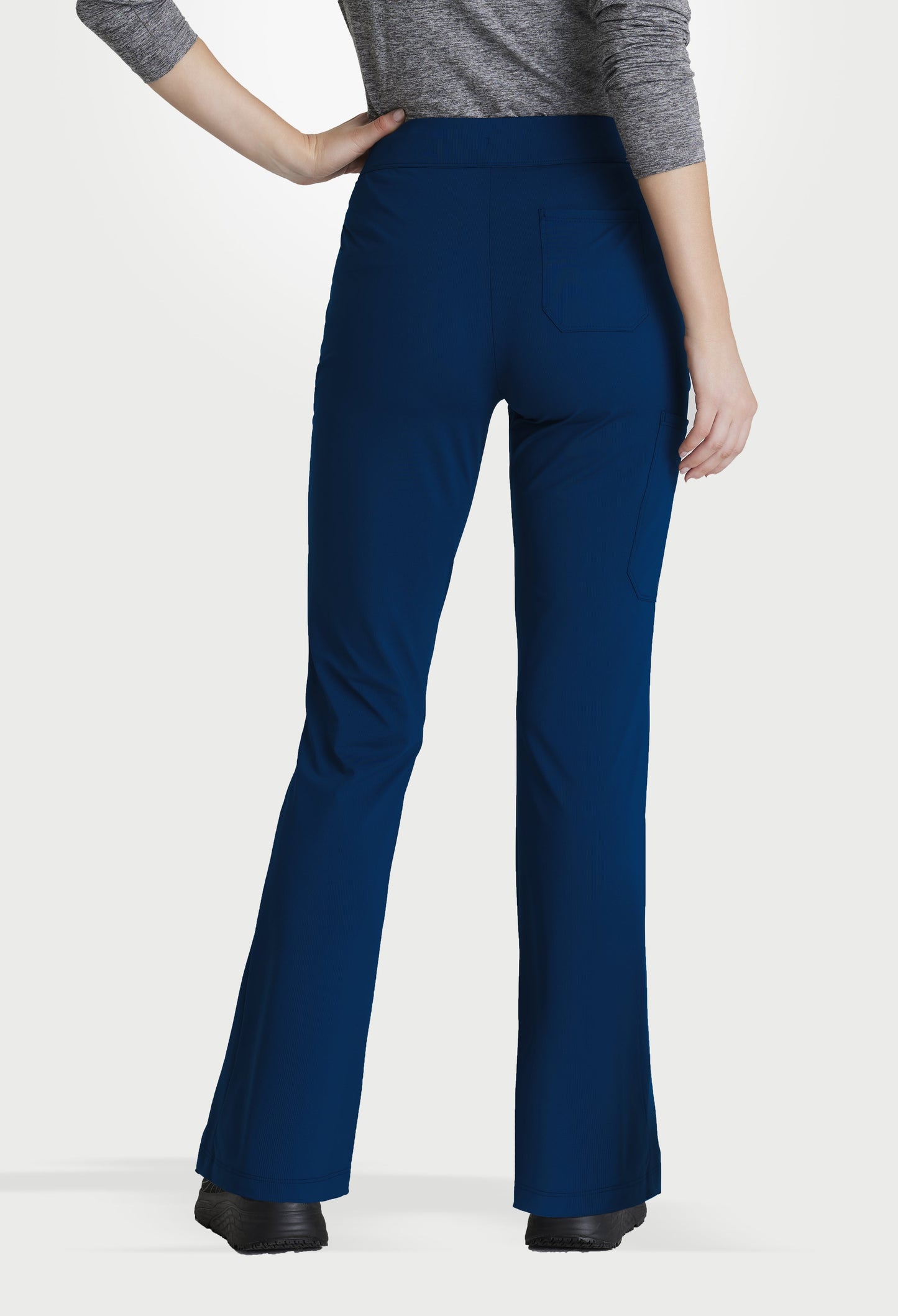 Uniforme médico para dama Skechers™ by Barco Slip-ins Serene Knit Top-Glide Knit Flare Pant