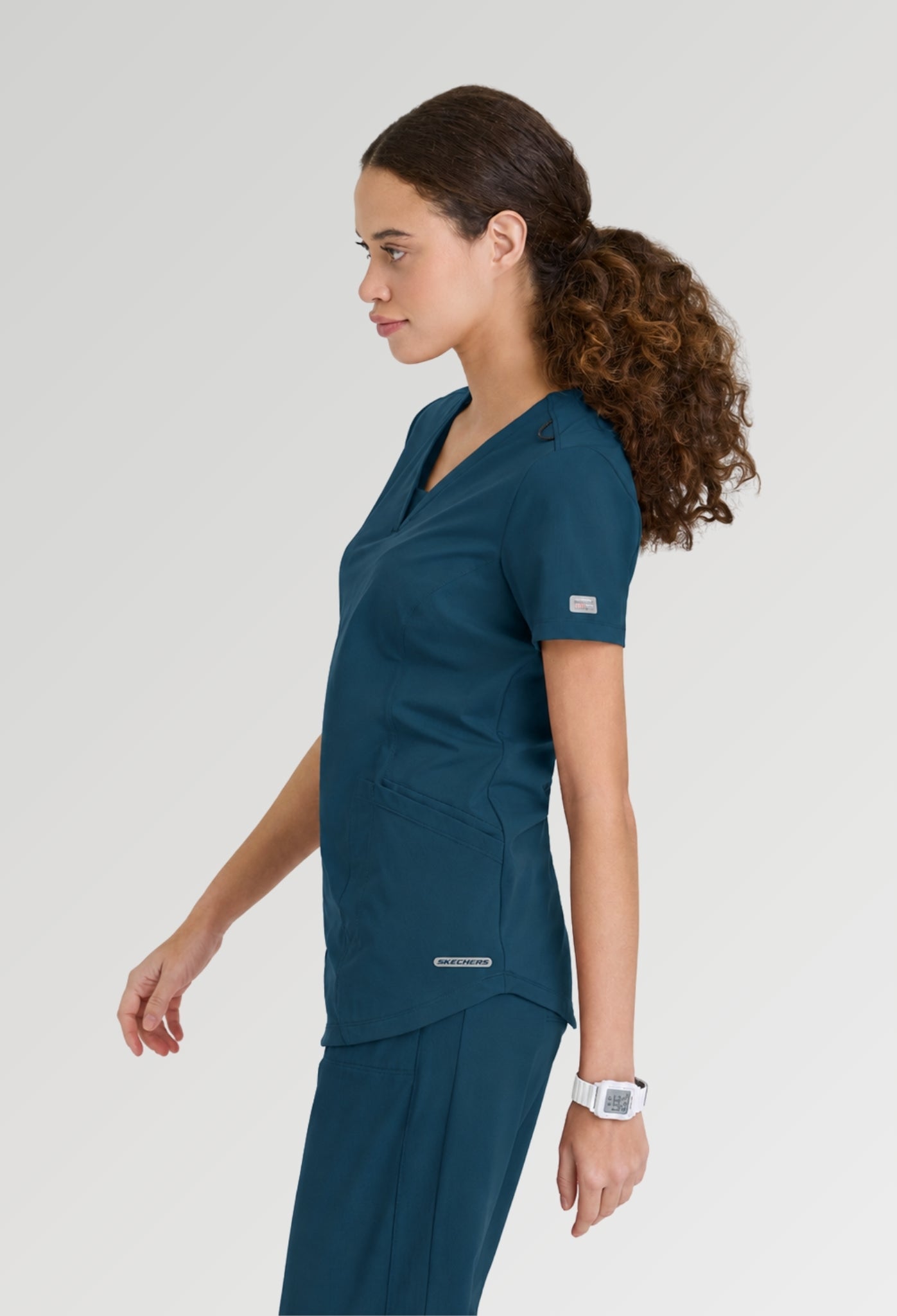 Uniforme médico para dama Skechers™ by Barco Slip-ins Serene Knit Top-Glide Knit Flare Pant