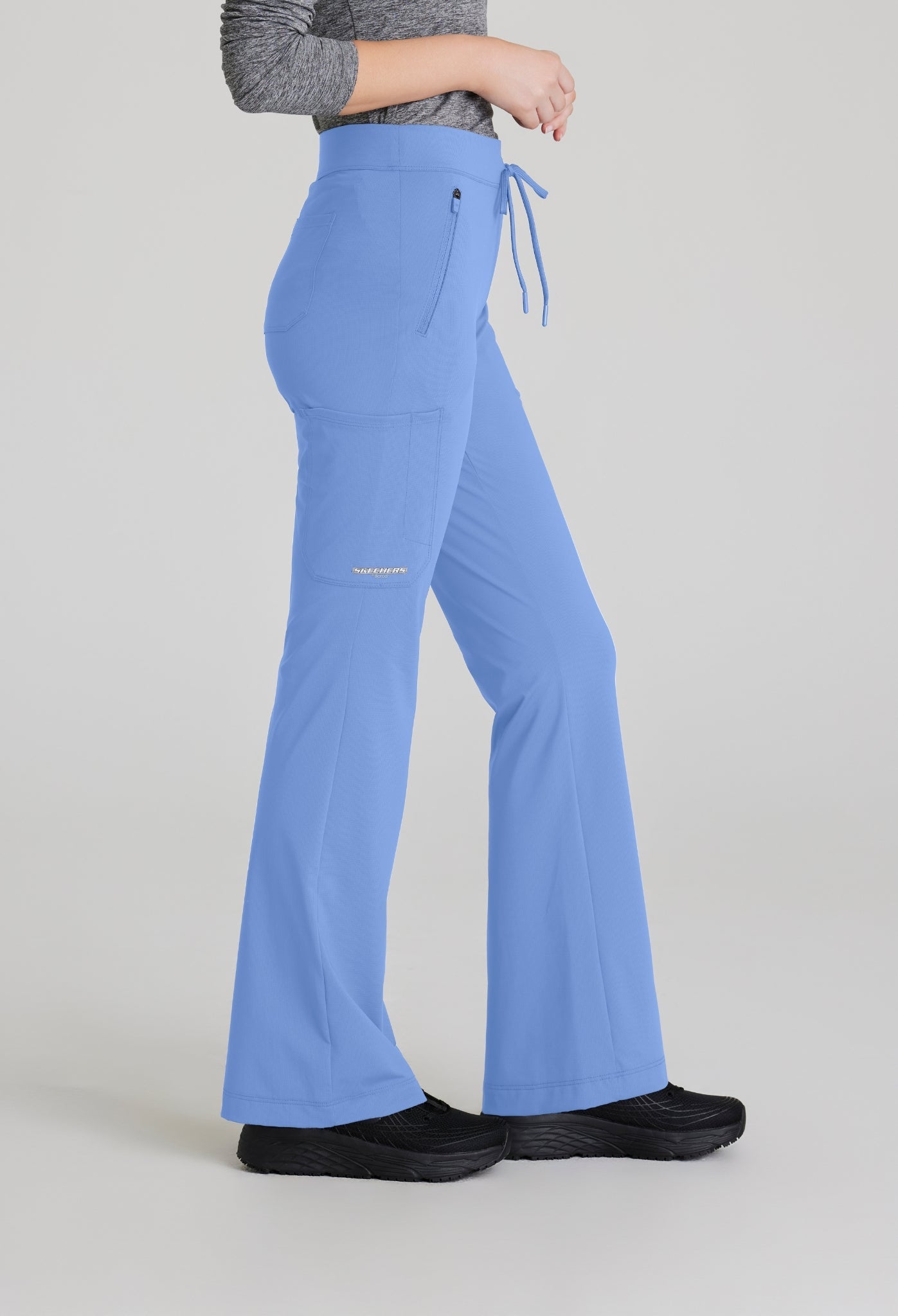 Uniforme médico para dama Skechers™ by Barco Slip-ins Serene Knit Top-Glide Knit Flare Pant