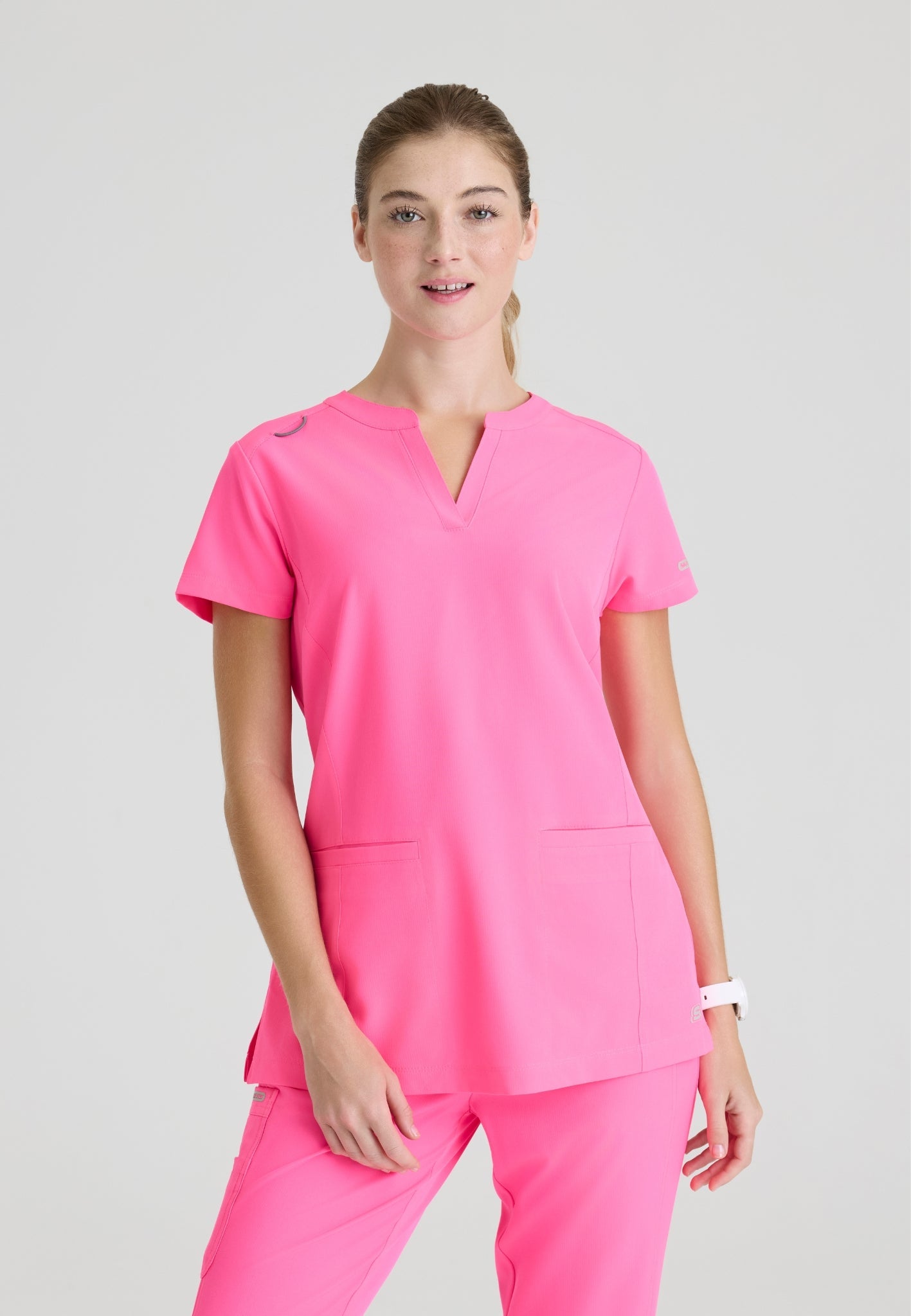 Uniforme médico para dama Skechers Coast Top- Gamma Pant